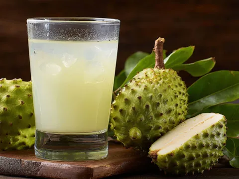 Jus de corossol et corossols